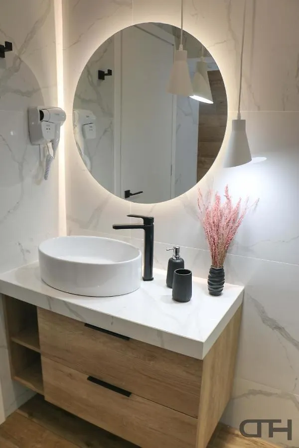 Downtown Thessaloniki Deluxe - Ote Tower Home Apartment